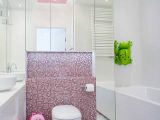 łazienka dziecięca_apartament Warszawa Wilanów , Twój Kwadrat Twój Kwadrat Modern Banyo