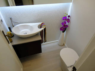 Remodelação de Apartamento, Braço de Prata , Happy Ideas At Home - Arquitetura e Remodelação de Interiores Happy Ideas At Home - Arquitetura e Remodelação de Interiores Nowoczesna łazienka