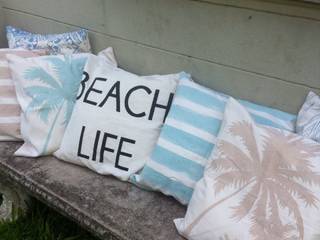 Almohadones para el showroom de Remeros Beach-Tigre, Indigo Fabrics Indigo Fabrics Nowoczesne domy