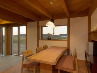 津屋崎の家, AMI ENVIRONMENT DESIGN／アミ環境デザイン AMI ENVIRONMENT DESIGN／アミ環境デザイン Asian style dining room