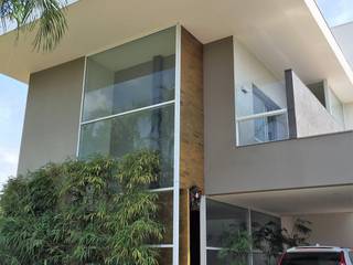 Residencia Biscaro - Condominio Harmonia, FERNANDO ROMA . estudioROMA FERNANDO ROMA . estudioROMA منازل