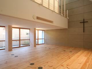 名古屋グローリアスチャペル, 池戸建築事務所 池戸建築事務所 Modern living room