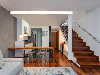 Loft Duplex, Laura Santos Design Laura Santos Design Modern living room