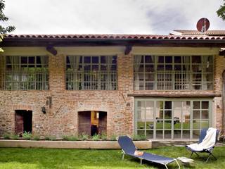 Ex fienile recuperato, Fabio Carria Fabio Carria Rustic style houses