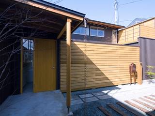 遠藤の家, 暮らしの醸造所 暮らしの醸造所 Casas de estilo ecléctico Madera Acabado en madera