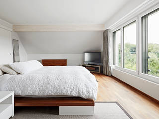 Bedroom Baufritz (UK) Ltd. Modern style bedroom