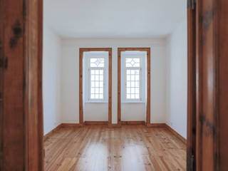 Uma casa de início de século, Architect Your Home Architect Your Home Moderne Fenster & Türen