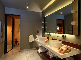 Hotel Dos Casas en San Miguel de Allende, Germán Velasco Arquitectos Germán Velasco Arquitectos Modern bathroom