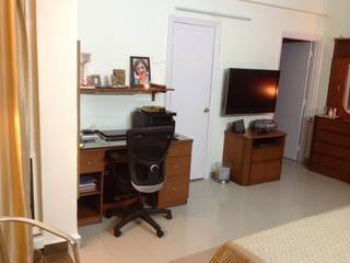Revamp of Master Bedroom of a 3bhk Apartment, DS DESIGN STUDIO DS DESIGN STUDIO クラシカルスタイルの 寝室