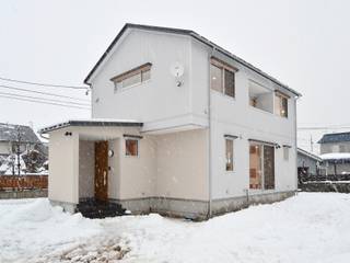 米沢・徳町の家, 清建築設計室/SEI ARCHITECT 清建築設計室/SEI ARCHITECT Modern Houses