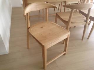 ダイニングテーブル＆アームチェアー, Loop order furniture Loop order furniture غرفة السفرة خشب Wood effect