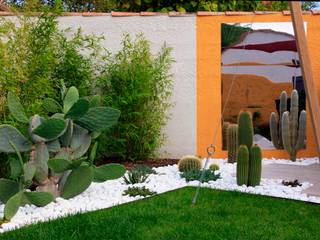 //SALON DE PROVENCE//Jardin inspiration jardin mexicain, CONCEPTUELLES PAYSAGE ET DECORATION CONCEPTUELLES PAYSAGE ET DECORATION Modern Bahçe