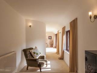 Country House, Derek Phillips Photography Derek Phillips Photography Country style corridor, hallway& stairs