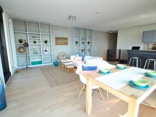 Home Staging einer Maisonette-Wohnung in bester Weser-Lage, Karin Armbrust Karin Armbrust Modern Living Room