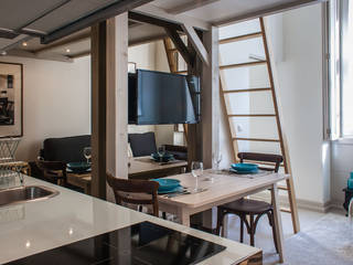 Apartment Rehabilitation in the Chiado District, Architecture TOTE SER Architecture TOTE SER Dining room