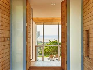 Sandhills, Barc Architects Barc Architects Modern corridor, hallway & stairs Wood Wood effect