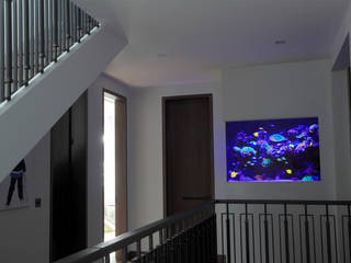 Toscana Residence, Aquarium Architecture Aquarium Architecture Mediterranean style corridor, hallway and stairs