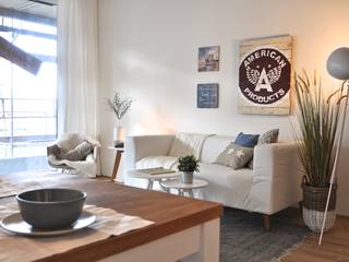 Maritime Musterwohnung, Karin Armbrust - Home Staging Karin Armbrust - Home Staging Modern Living Room