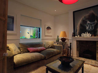 Sherlock House, Aquarium Architecture Aquarium Architecture Classic style living room