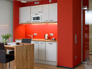 Büro zum Wohlfühlen, Birgit Knutzen Innenarchitektur Birgit Knutzen Innenarchitektur Scandinavian style kitchen Red