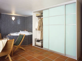 Mehr Ordnung im Bad, Elfa Deutschland GmbH Elfa Deutschland GmbH Modern bathroom Glass White