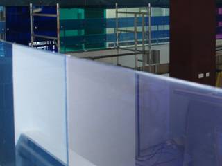 Coloured glass balcony in hospital , Ion Glass Ion Glass مساحات تجارية زجاج