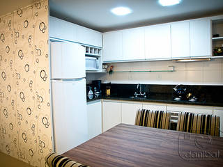 Apartamento - pequenos espaço, NATALIA ELLWANGER ARQUITETUTA NATALIA ELLWANGER ARQUITETUTA Кухня в стиле модерн МДФ