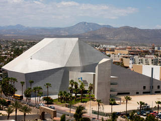 Pabellón Cultural de la República, Serrano Monjaraz Arquitectos Serrano Monjaraz Arquitectos Moderne Häuser
