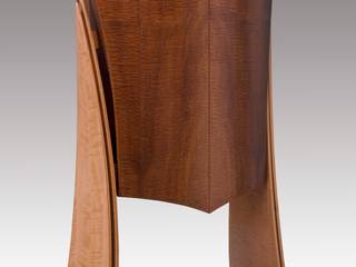 QUANTUM DRINKS CABINET, Robin Furlong furniture Robin Furlong furniture Salas de jantar modernas