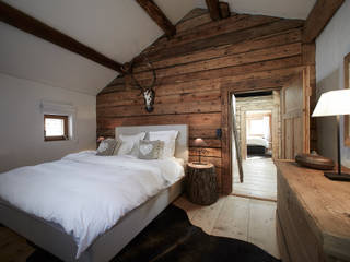 homify Rustic style bedroom