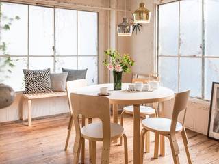 Stühle, HELSINKI DESIGN HELSINKI DESIGN Skandinavische Wohnzimmer