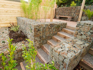Small Garden with a Very Steep Slope, Yorkshire Gardens Yorkshire Gardens Modern garden