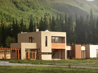 Kubik Verde, Valle de Sopó, Cundinamarca, Colombia, Kubik Lab Kubik Lab Casas modernas: Ideas, imágenes y decoración