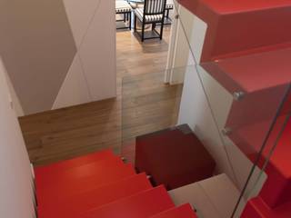 light and lines, G/G associati studio di ingegneria e architettura _ing.r.guglielmi_arch.a.grossi G/G associati studio di ingegneria e architettura _ing.r.guglielmi_arch.a.grossi Minimalistischer Flur, Diele & Treppenhaus