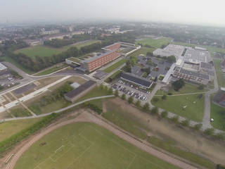 ENSEIGNEMENT - CITE SCOLAIRE SUD, STUDIO D'ARCHITECTURE RANSON-BERNIER STUDIO D'ARCHITECTURE RANSON-BERNIER Bedrijfsruimten