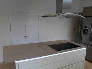 A Customer's ALNO Kitchen and Utility Room , The ALNO Store Bristol The ALNO Store Bristol Nowoczesna kuchnia