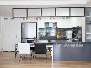 은은한 고급스러움을 표현한 녹번동 인테리어, 퍼스트애비뉴 퍼스트애비뉴 Modern style kitchen