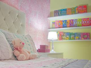 Habitación rosa, Monica Saravia Monica Saravia Dormitorios infantiles de estilo moderno Rosa