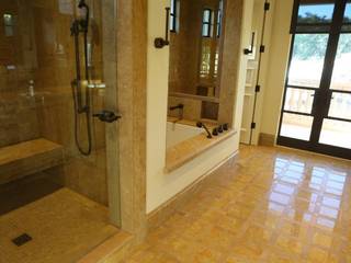 Golden Lip Mother of Pearl Bathroom, ShellShock Designs ShellShock Designs トロピカルスタイルの お風呂・バスルーム タイル 多色