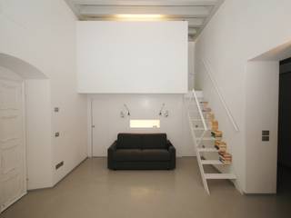 Appartamento privato - Rovereto, masetto snc masetto snc Minimalist corridor, hallway & stairs