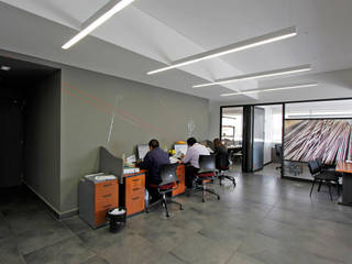 Corporativo JYJ, ARCO Arquitectura Contemporánea ARCO Arquitectura Contemporánea Modern Study Room and Home Office