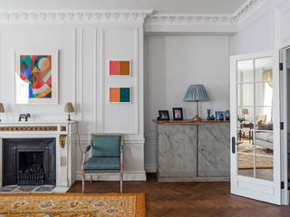 ​The living room at the Mansfield Street Apartment Nash Baker Architects Ltd 客廳 木頭 Wood effect