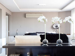 Apartamento Groenlândia, Studio 011 Arquitetura Studio 011 Arquitetura Modern living room