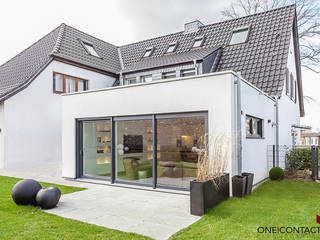 LEBENSRAUM ERWEITERT II, ONE!CONTACT - Planungsbüro GmbH ONE!CONTACT - Planungsbüro GmbH Moderne Häuser Weiß