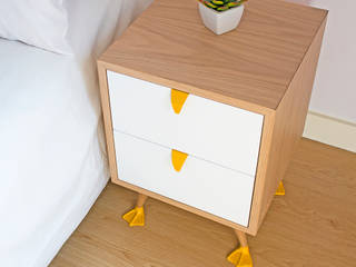 Tio - end table homify Scandinavian style bedroom Bedside tables