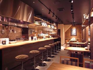 Staub Kitchen OLMO, 橋本デザイン事務所 橋本デザイン事務所 Casas modernas Madeira Efeito de madeira