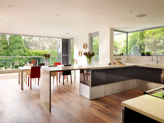 Black Glass Units, Kitchen Co-Ordnation Kitchen Co-Ordnation Moderne keukens Glas