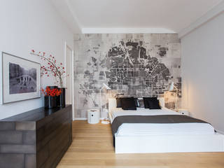 Loft in Berlin Mitte, CONSCIOUS DESIGN - Interiors by Nicoletta Zarattini CONSCIOUS DESIGN - Interiors by Nicoletta Zarattini Modern Bedroom White