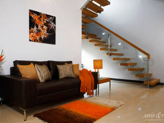 Misty Haven Villa, Savio and Rupa Interior Concepts Savio and Rupa Interior Concepts Коридор, прихожая и лестница в модерн стиле