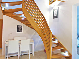 Wangentreppe Heidelberg, lifestyle-treppen.de lifestyle-treppen.de Koridor & Tangga Modern Kayu Wood effect